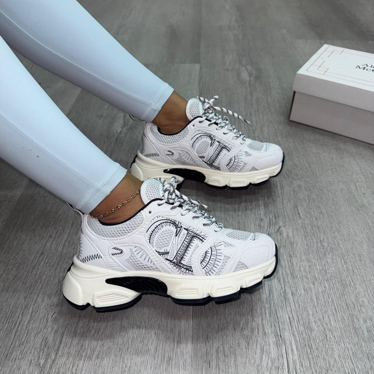 Tenis blanco