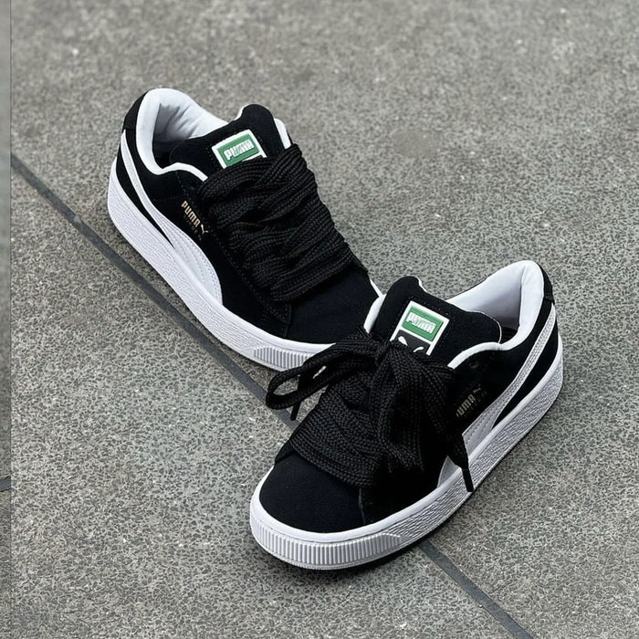 Sneaker negro y blanco